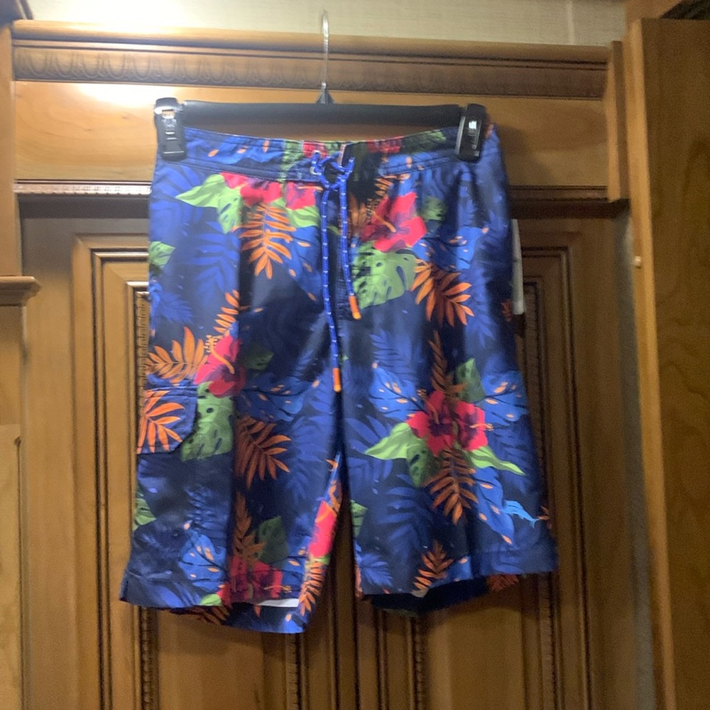 NWT Tommy Bahama Baja Royal Botanic 9” Board Shorts Size Small